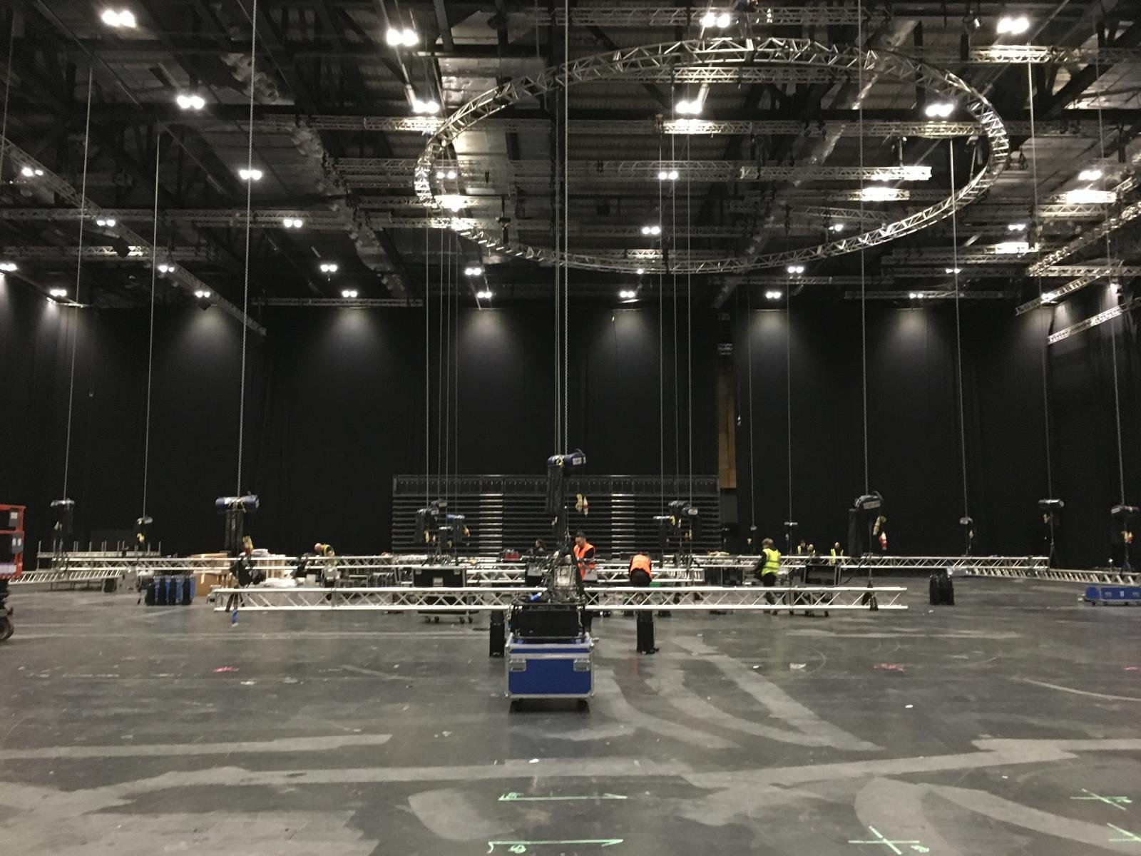 C7E80EA4-8D29-45B3-97E4-63E44AC62F04