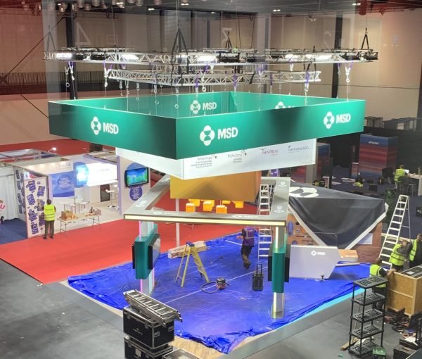 42800C56-2A07-415A-AA32-BB643B8CD2D2