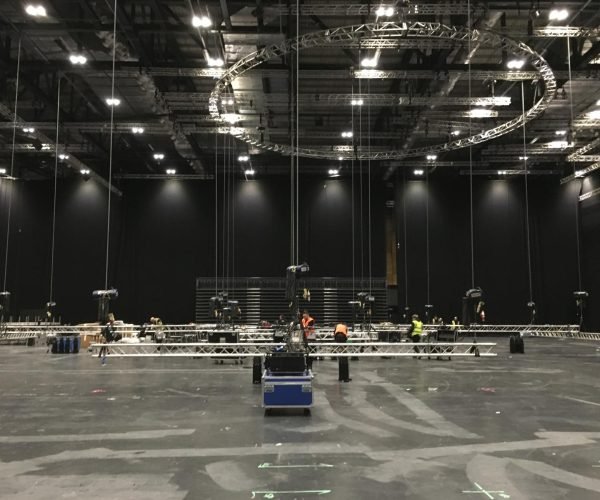 C7E80EA4-8D29-45B3-97E4-63E44AC62F04